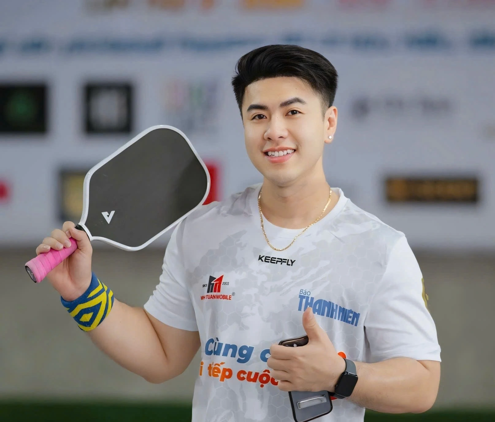 Ca Sĩ Akira Phan Là Một Gương Mặt Nổi Bật Làng Pickleball Nghệ Sĩ
