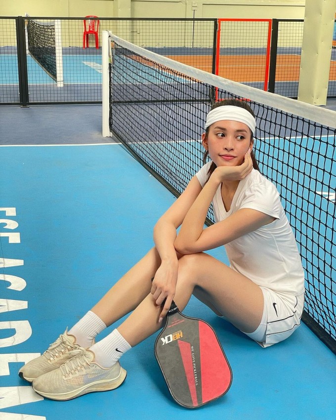 Chi Pu Mới Gia Nhập Vào Tổ đội Các Bóng Hồng Trên Sân Pickleball