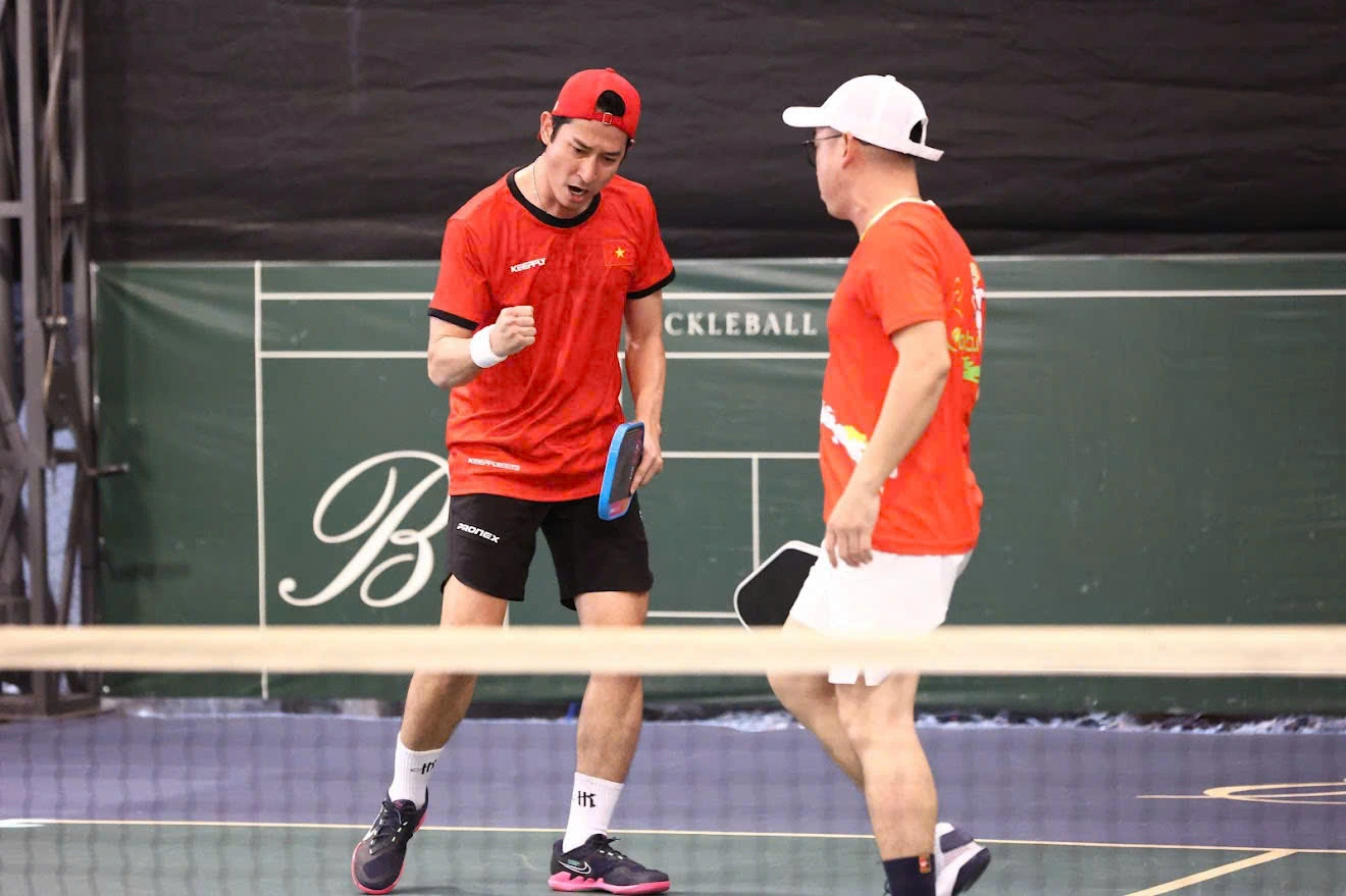 Diễn Viên Huy Khánh Rất đam Mê Môn Pickleball