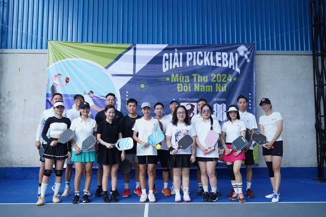 Hội Bạn Cùng Chơi Pickleball Với Chị Bích Thường Xuyên Tổ Chức Các Cuộc Thi đấu Nội Bộ để Giao Lưu