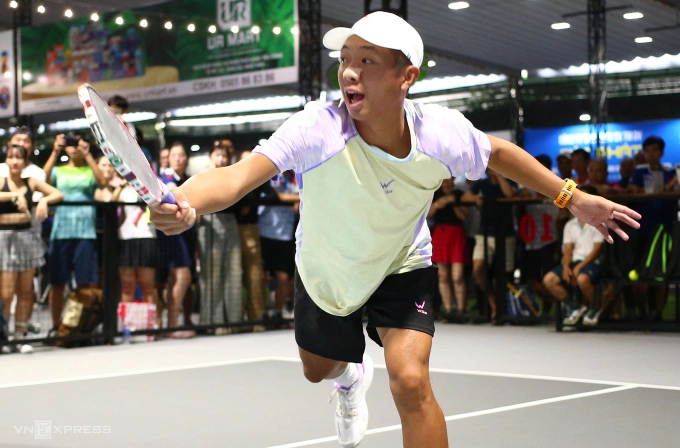 Quang Dương Trong Một Sự Kiện Giao Lưu Pickleball Với Người Hâm Mộ Việt Nam Tại Tp Hcm, Ngày 23:7.