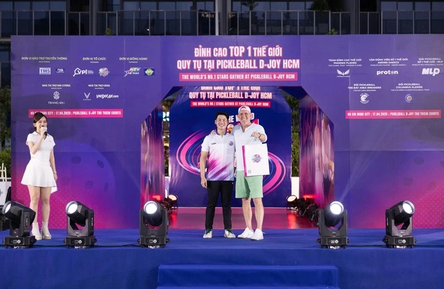 Ông Đặng Quang Anh - Phó Chủ Tịch Kiêm Nhà Sáng Lập Pickleball D-joy (bên Trái)