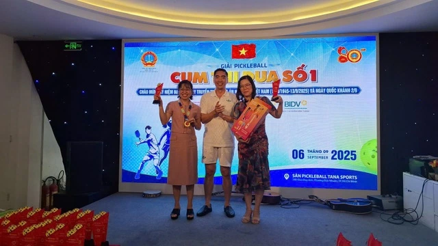 Trao Giải đôi Nữ Lãnh đạo