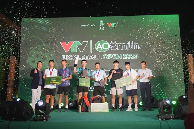 Đỗ Minh Quân-trương Vinh Hiển Vô địch Nội Dung đôi Nam Open Giải Vtv A.o.smith Pickleball Open 2025 Khi Quang Dương-bảo Dương Bỏ Cuộc Ở Chung Kết
