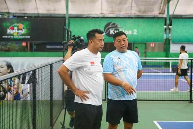 Dàn 'sao mai' pickleball Việt Nam dự giải trẻ thế giới tại Mỹ 3 Hlv Trương Quang Vũ (trái) Sẽ Dẫn Dắt Các Tuyển Thủ Trẻ Việt Nam Dự Giải Pickleball Trẻ Thế Giới 2025