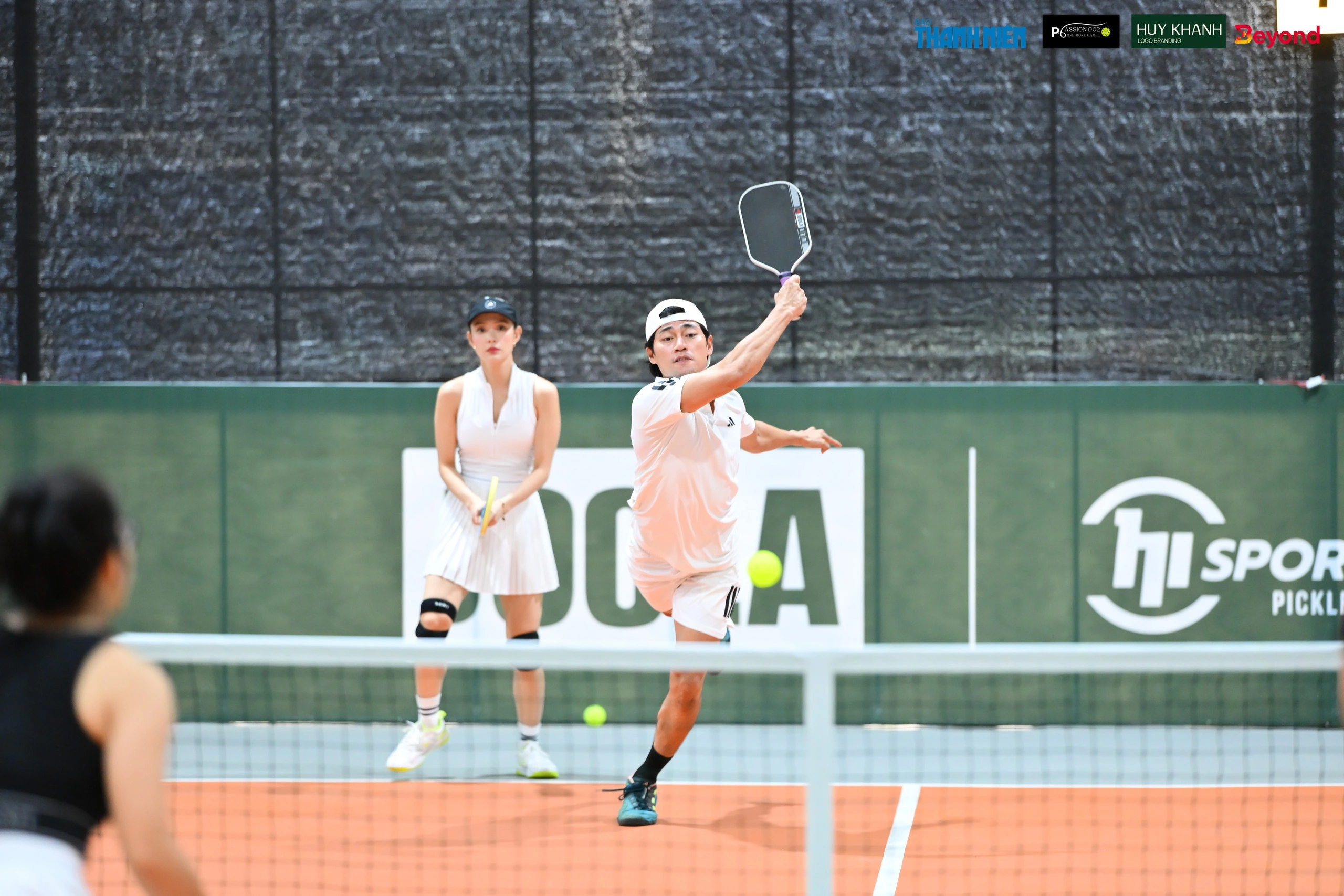 Nữ Ca Sĩ Minh Hằng