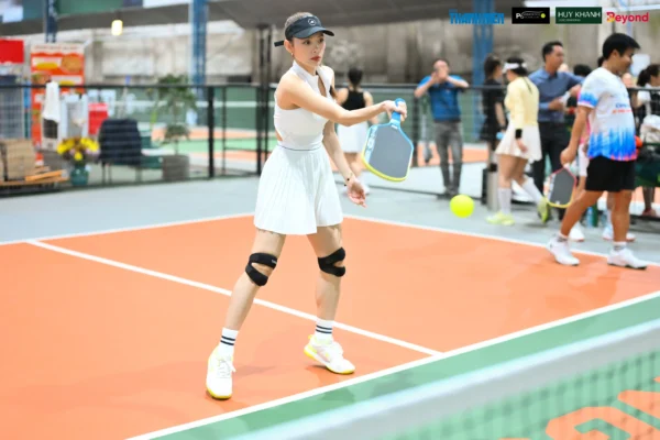 Nữ Ca Sĩ, Diễn Viên Minh Hằng Gây Ấn Tượng Không Chỉ Bởi Nhan Sắc Rạng Rỡ Mà Còn Ở Tinh Thần Thể Thao, đặc Biệt Với Bộ Môn Pickleball