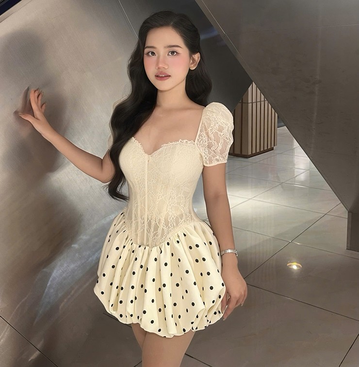 Nữ Mc Thể Thao Mê Mẩn Lối đá Của Đình Bắc