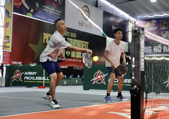 Giải pickleball thắt chặt tình cảm giữa những người cống hiến cho giải TNSV THACO cup 2026 4 Phó Chủ Tịch Vff Nguyễn Xuân Vũ Có Bộ Kỹ Năng Tương đối Toàn Diện, Cùng đồng đội Minh Thái Giành Hcb