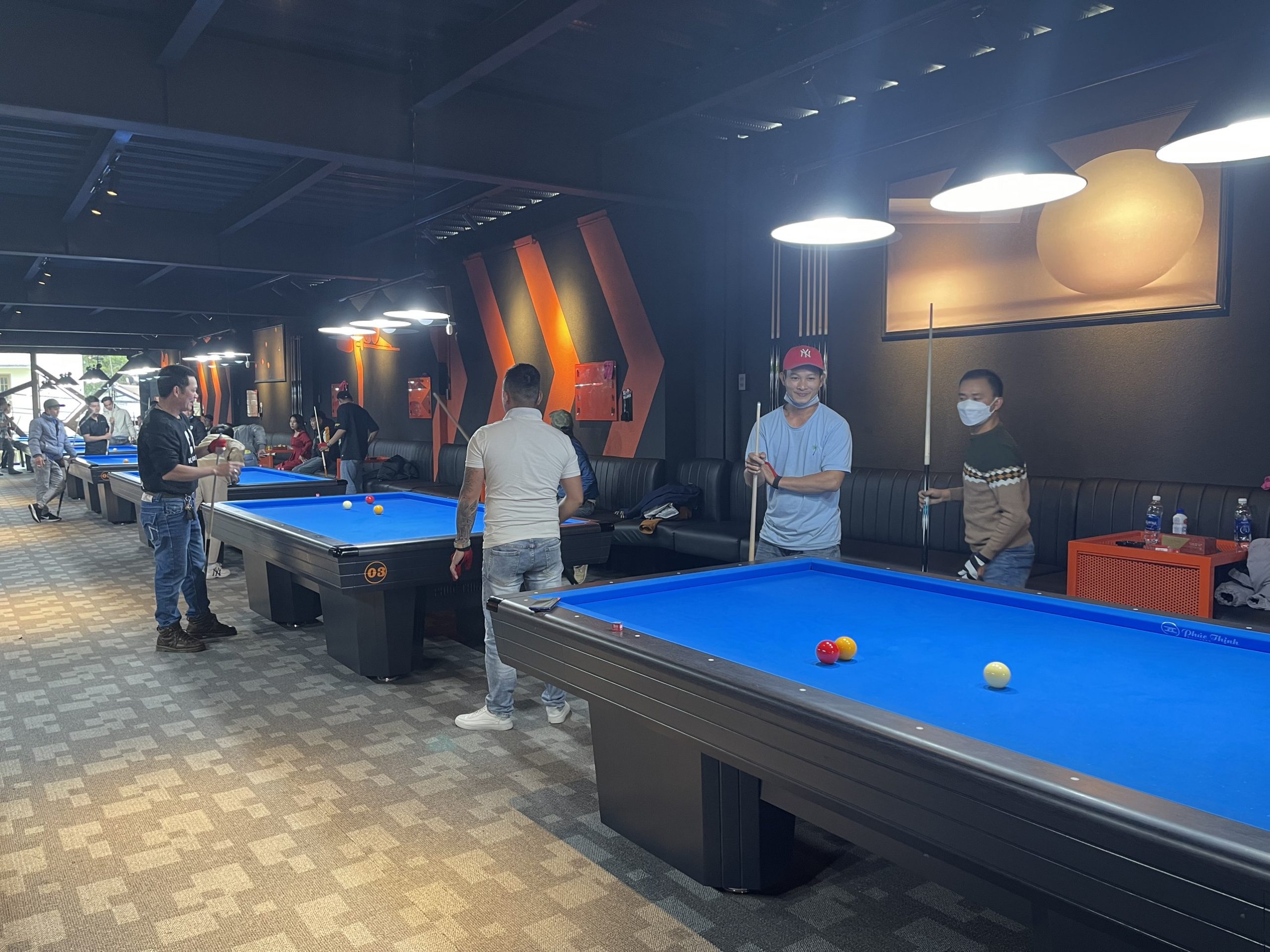 Mở quán bida cần những gì