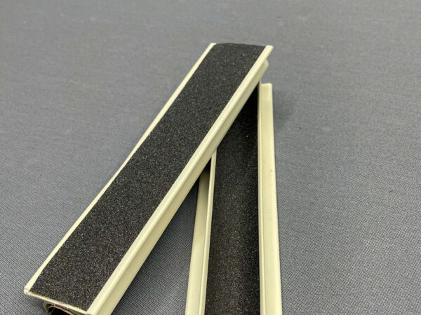 DŨA NHÁM VÒM - DỤNG CỤ BO ĐẦU CƠ BIDA