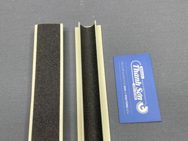 Z7728400165617_992d0c615a8371d631490dab99dc6b19