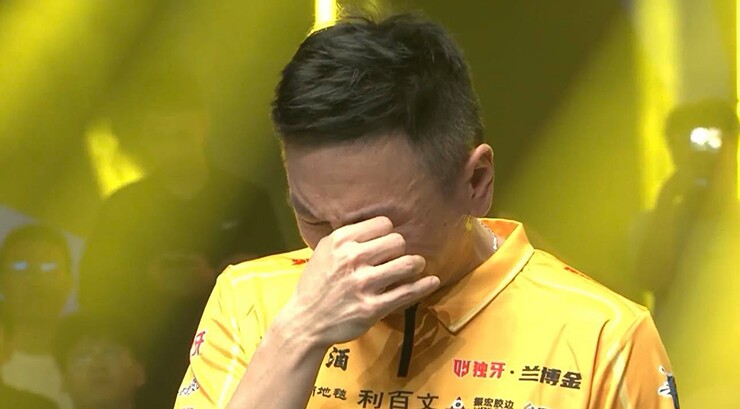 Wu Jiaqing Bật Khóc Trước Giải Thưởng Cực Lớn 1