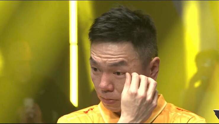 Wu Jiaqing Bật Khóc Trước Giải Thưởng Cực Lớn